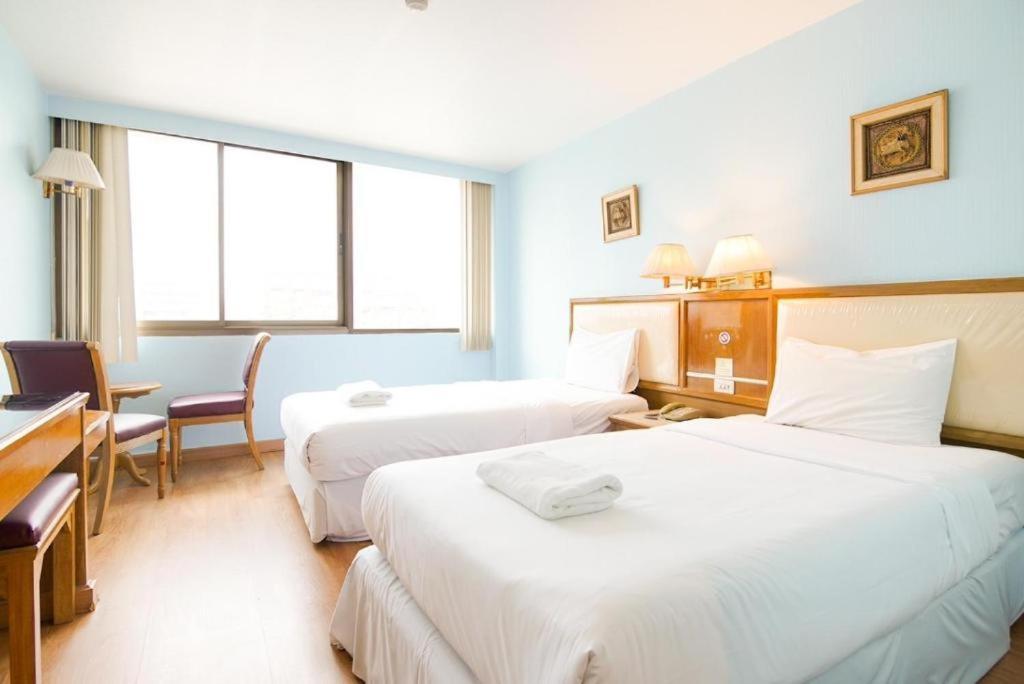 Wish Inn Chidlom V วิช อินน์ ชิดลม 2 Bangkok Buitenkant foto